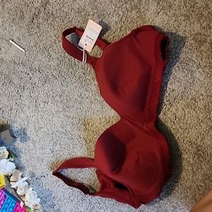 Red wireless lace bra